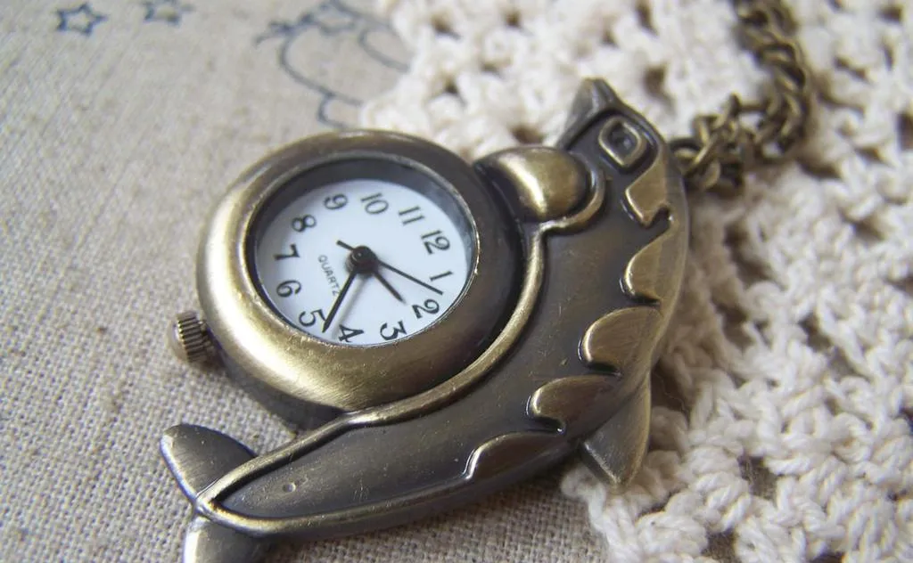 1 PC of Antique Bronze Dolphin Pocket Watch A4619