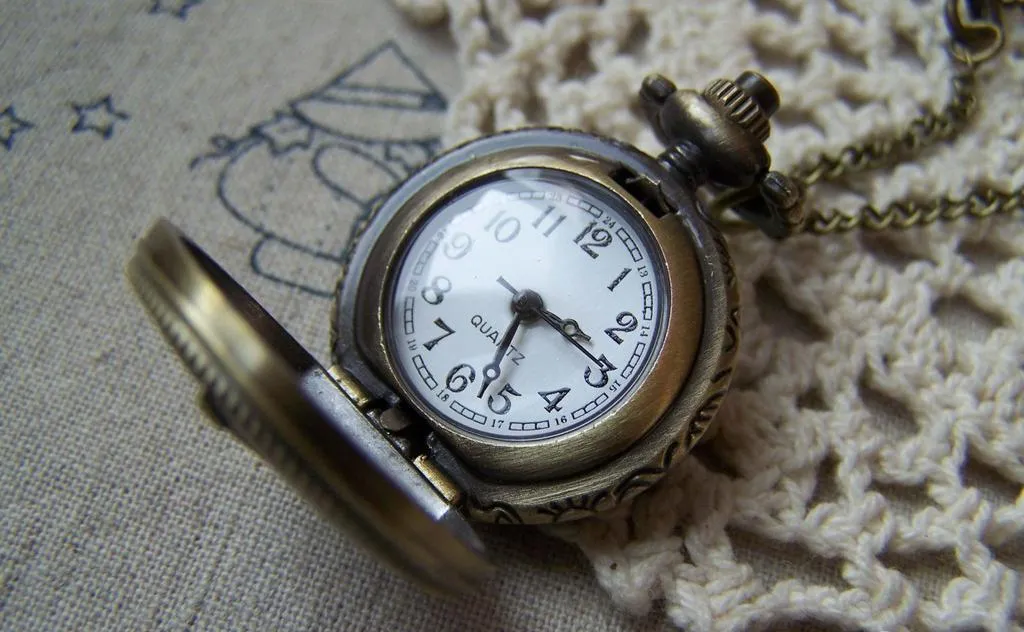 Antique Bronze Eiffel Tower Pocket Watch A5732