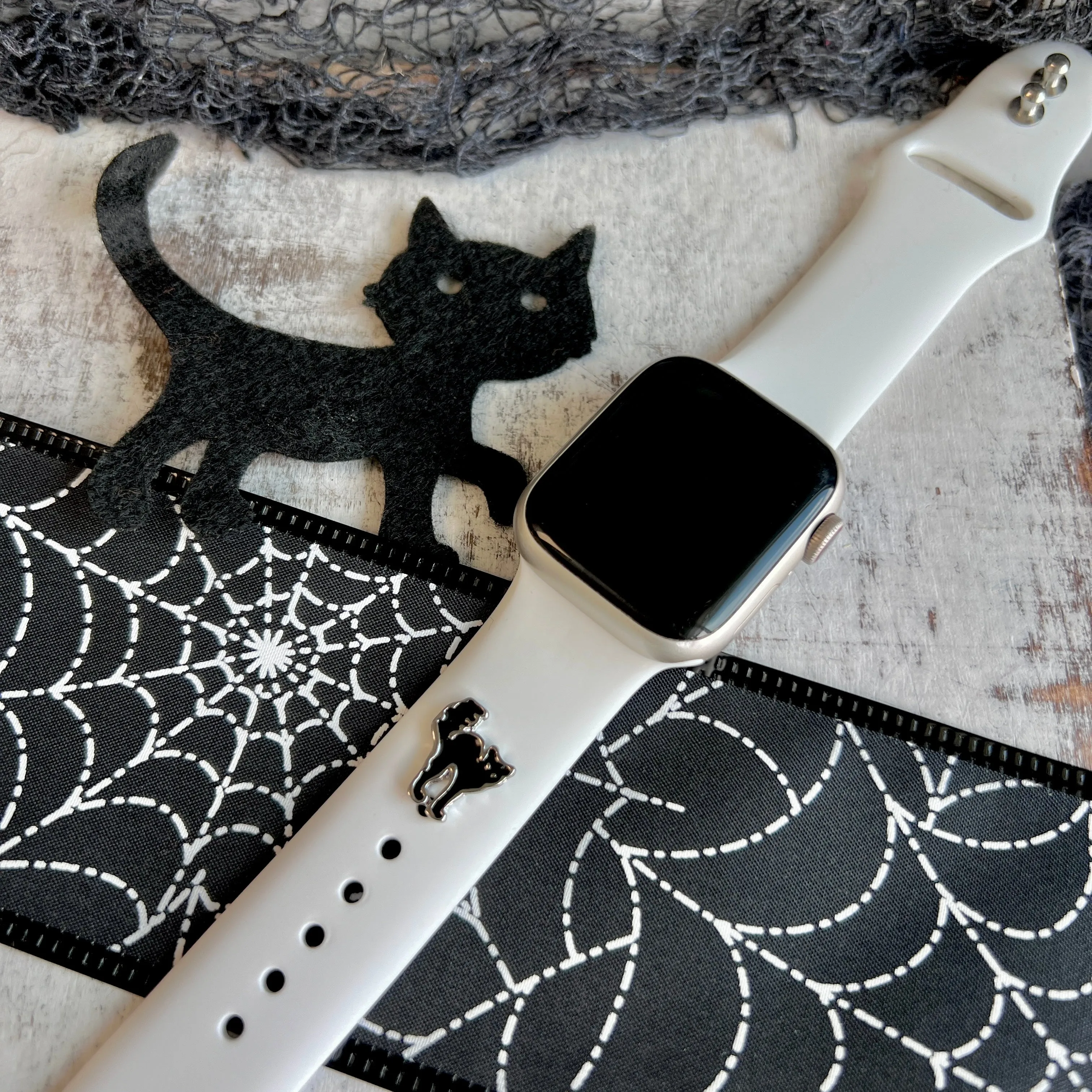 Band Charms 1pc.  Haunted Kitty