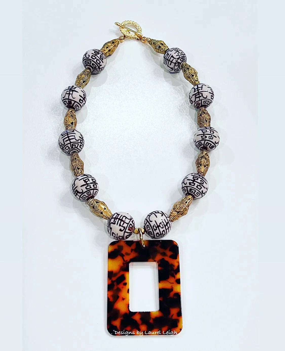 Brown & White Chinoiserie Tortoise Pendant Necklace