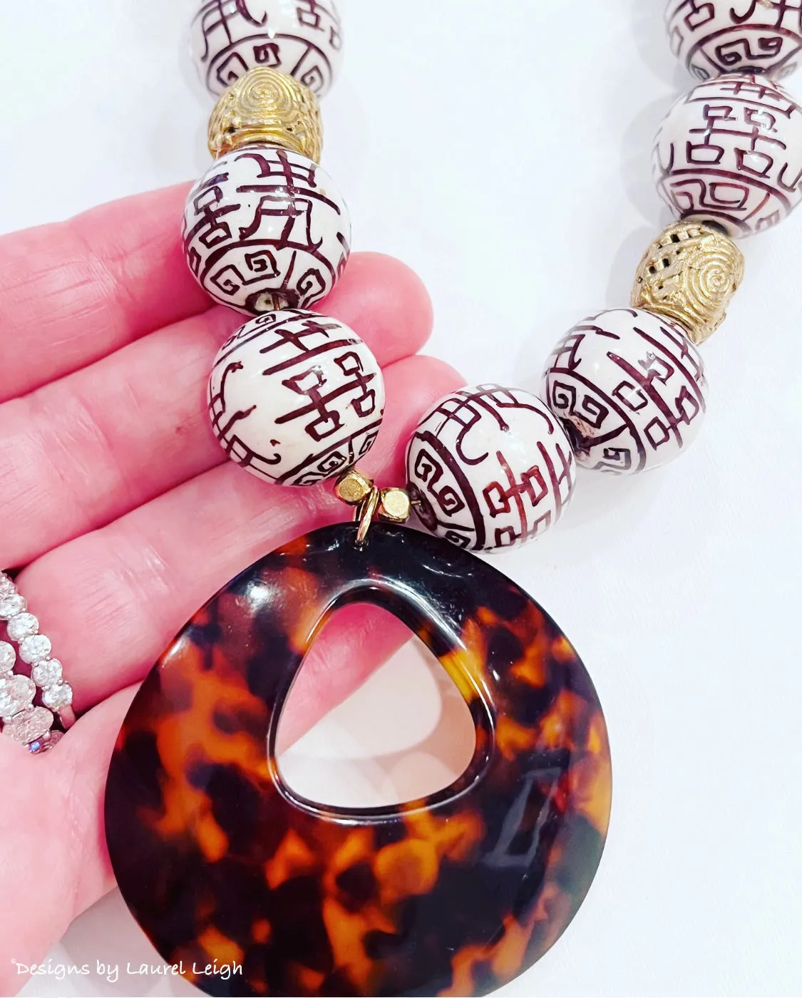 Brown & White Chinoiserie Tortoise Pendant Necklace