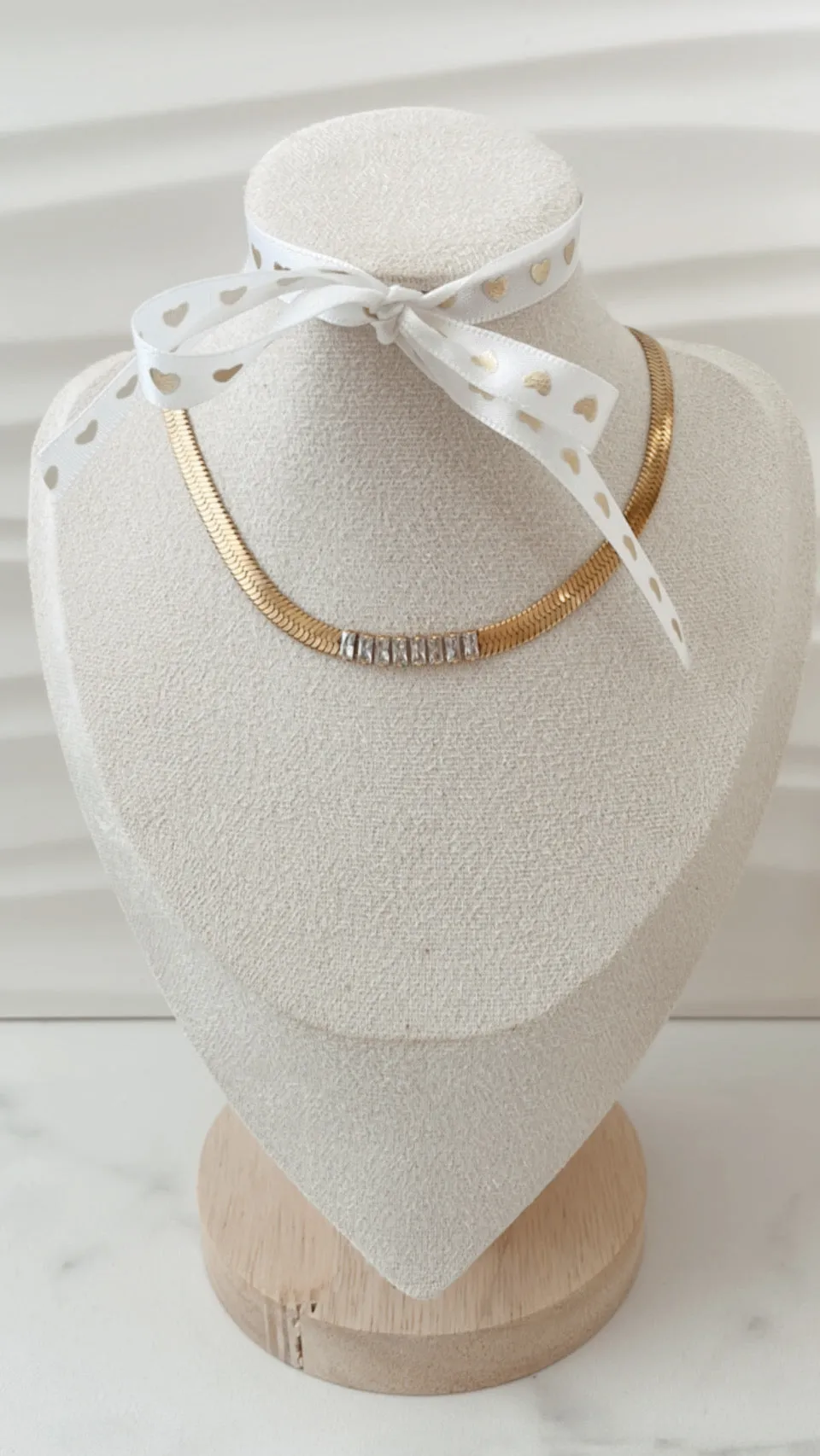 Cinderella Choker