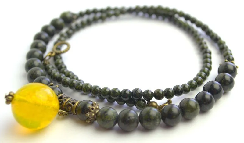 Crystal handmade necklace Vintage green stone necklace Woodland jewelry Personalized gift for her Long forest beads strand Gift for mom