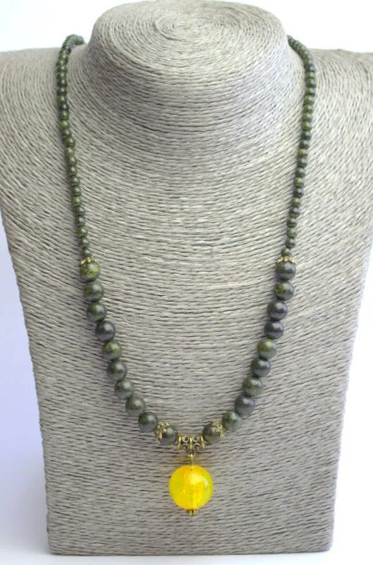 Crystal handmade necklace Vintage green stone necklace Woodland jewelry Personalized gift for her Long forest beads strand Gift for mom