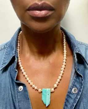 Maven - Pearl Pendant Necklace