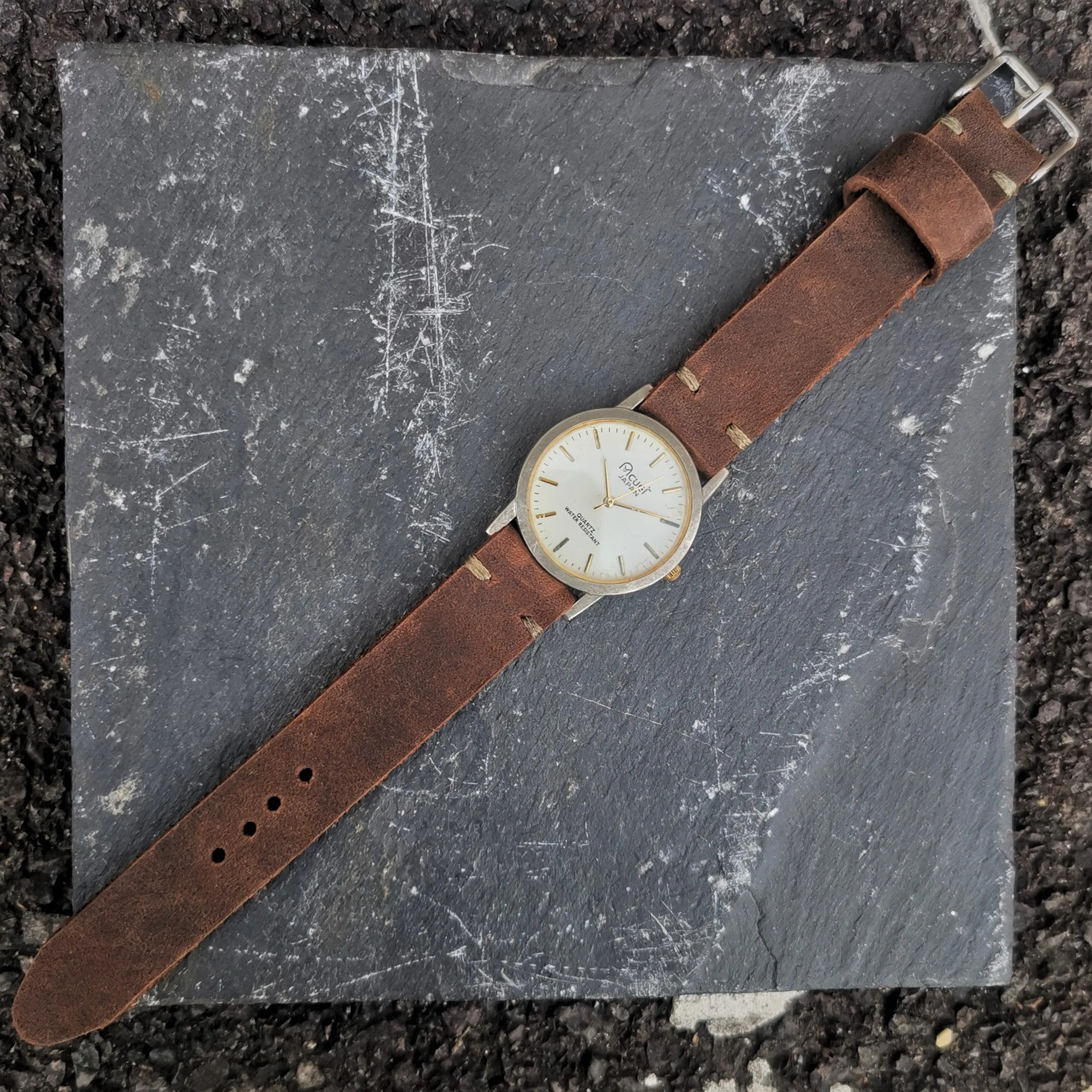 Men's Vintage Acuct JAPAN Quartz Watch - With Hand Crafted Real Leather Strap