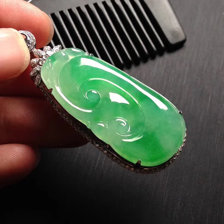 Natural Jade Pendant Jadeite Gold Ruyi Pendant PT307