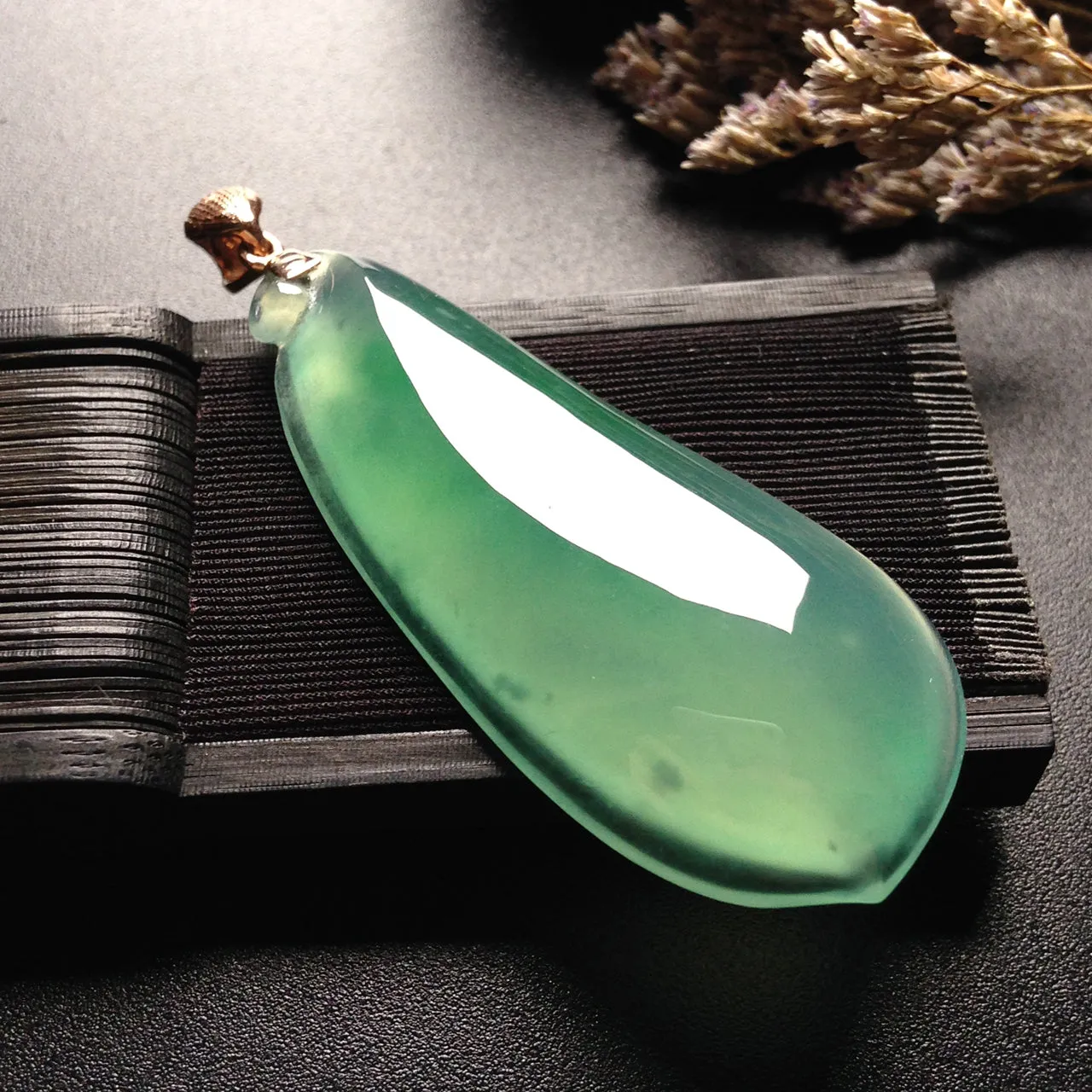 Natural Jade Pendant Jadeite Pendant PT299