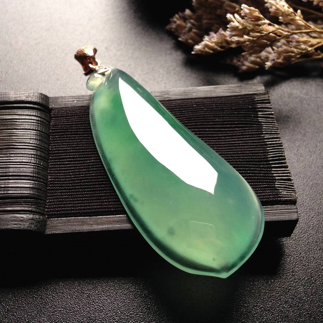 Natural Jade Pendant Jadeite Pendant PT299