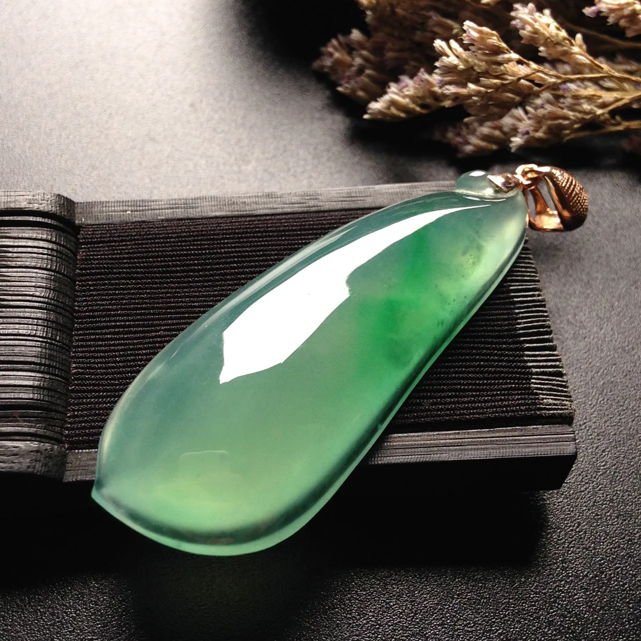 Natural Jade Pendant Jadeite Pendant PT299