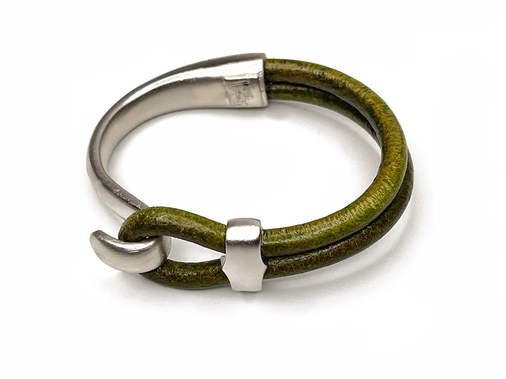 Platinum Lasso Hook & Slide Leather Bracelet
