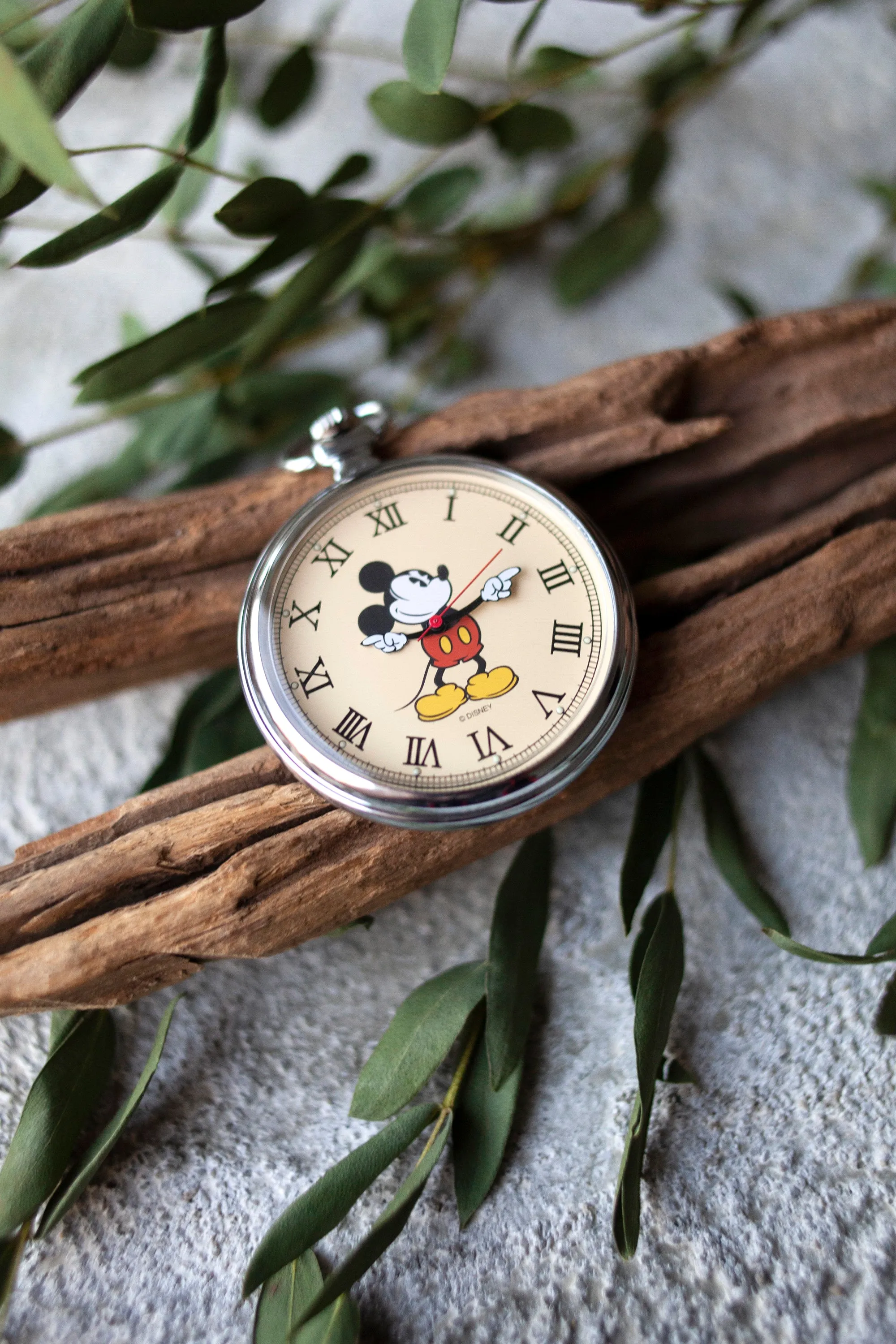 Premium Vintage: Classic Mickey Pocket Watch