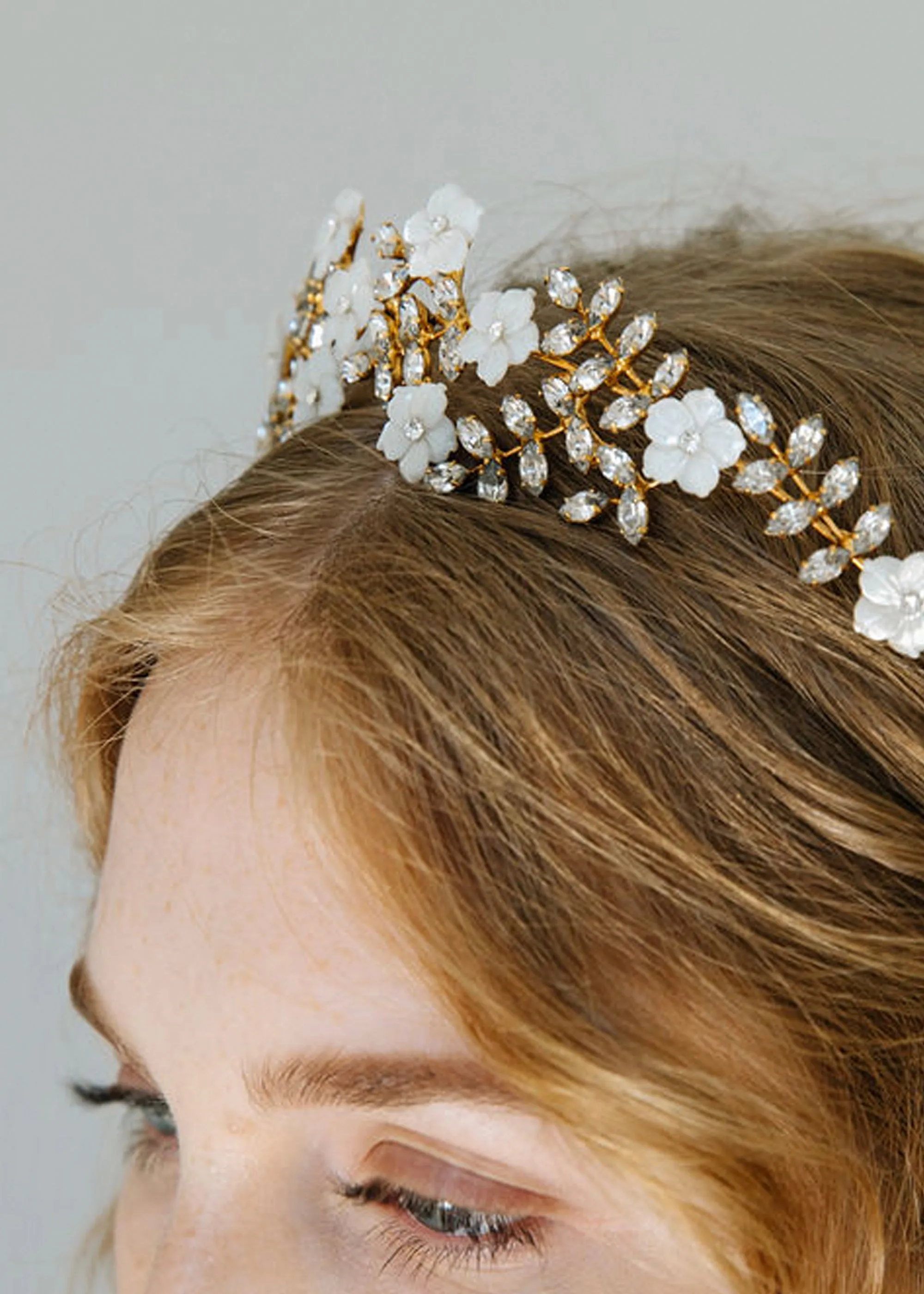 Vivienne Tiara -- Crystal Antique Gold